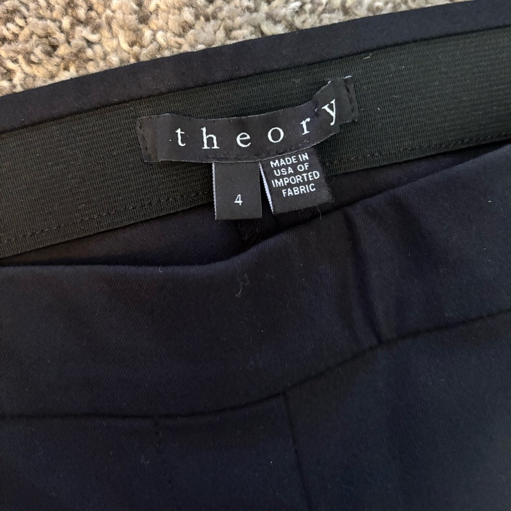 THEORY Slim Pull-On Pant in Stretch Cotton - Picture 4 of 9